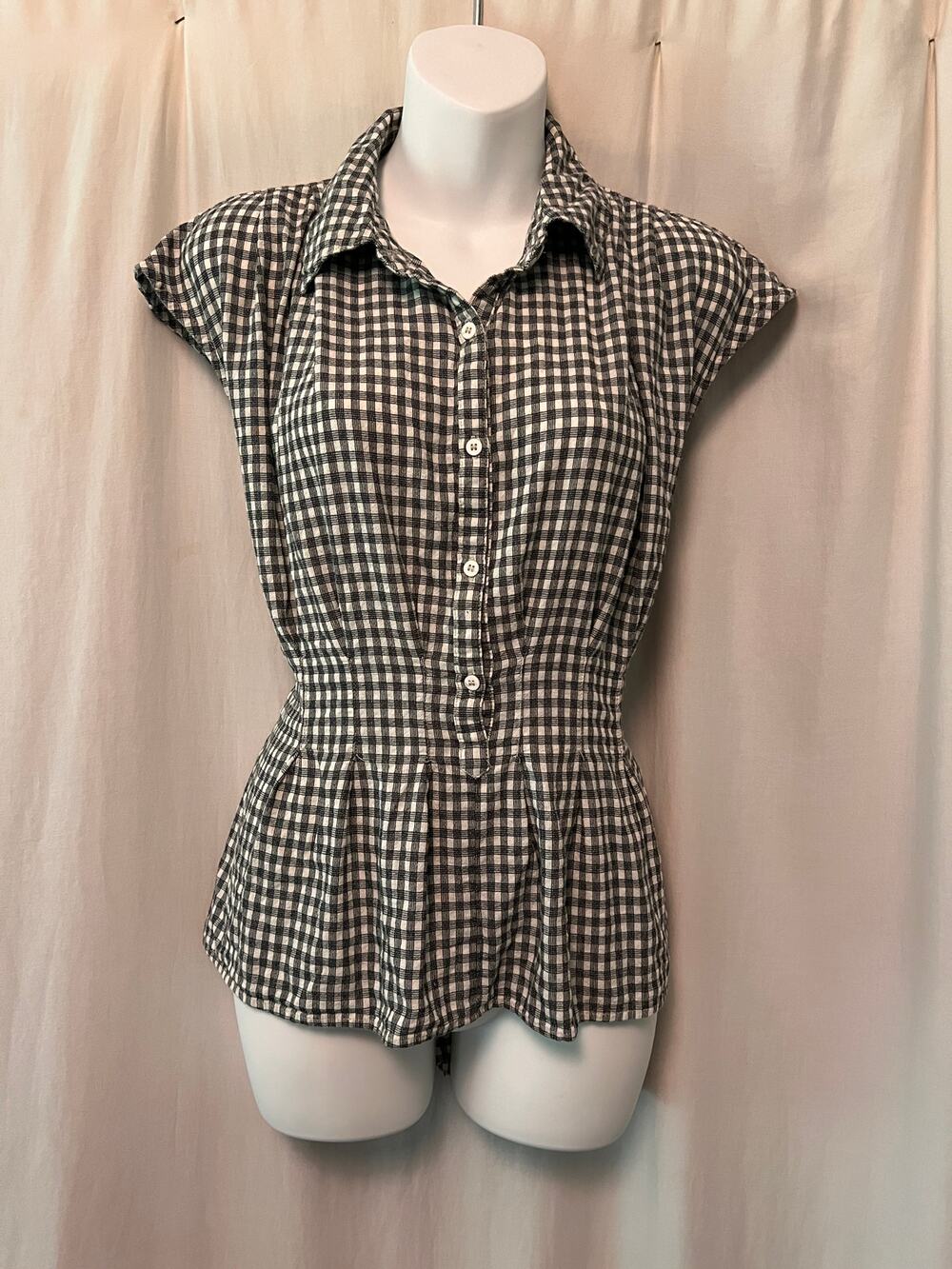 Max Studio black white gingham cinch waist button down blouse shirt casual